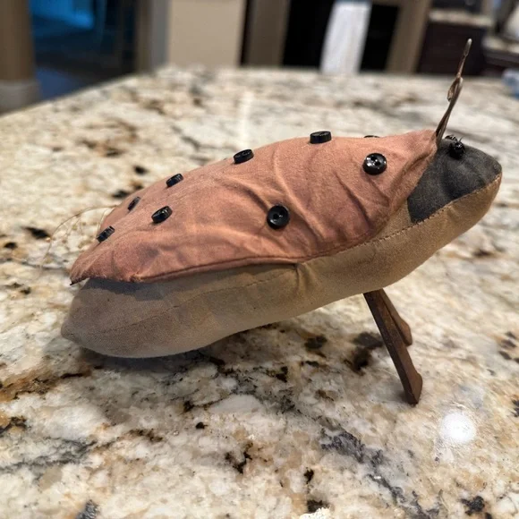Primitive Rustic Ladybug - Picture 2 of 4
